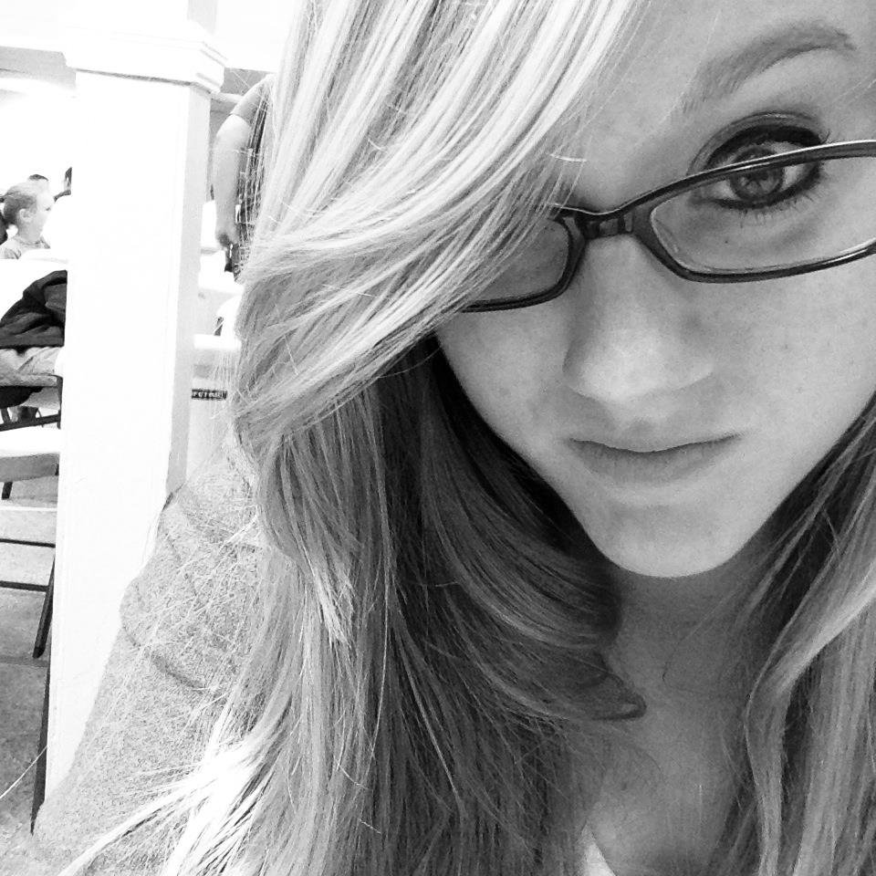 16 Yearold from south Alabama, Crazy as ever!! Sophmore at M.C.H.S. Just get to know me! :)
