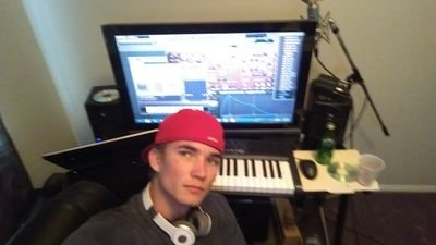 DJ