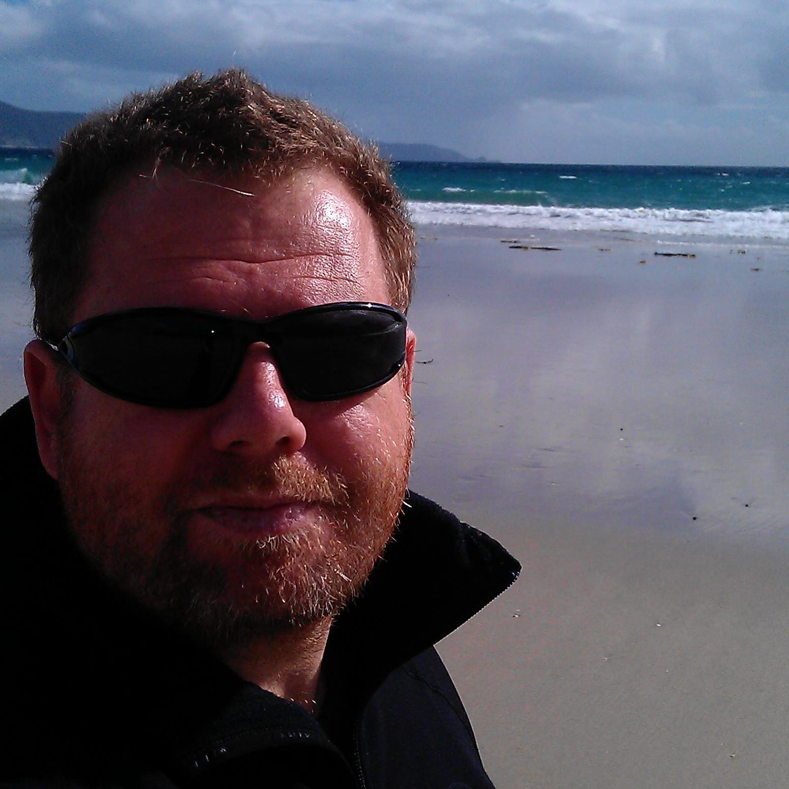 Occasional modern explorer/adventure traveler/small-scale expeditioner. Likes (outdoor) sports. Follows (international) political news. 🇳🇱🇳🇿🇺🇸