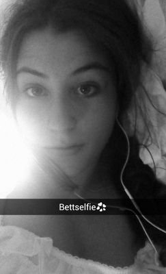 yolanda_mariie's profile picture. 19❣