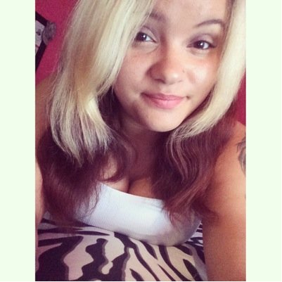 :) 18. #BamaGirl. Taken♡. FMOIG: lovequin_xo & Btw, i freaking LOVE @AugustAlsina, @KirkoBangz, @MichaelKors & #TheWalkingDead ♡ Tweeting Since 08.18.14!