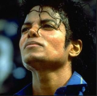 Michael Jackson is my life♥ Im a true moonwalker and absolutely obsessed with MJ and his music! Fellow moonwalkers feel free to follow xxxx♥♥♥