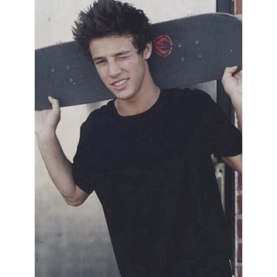could you please follow @orneksays it would mean world. And ask for a dm to cam, shawn, gilinsky, nash, taylor, carter, aaron, jacob, sammy and dillon