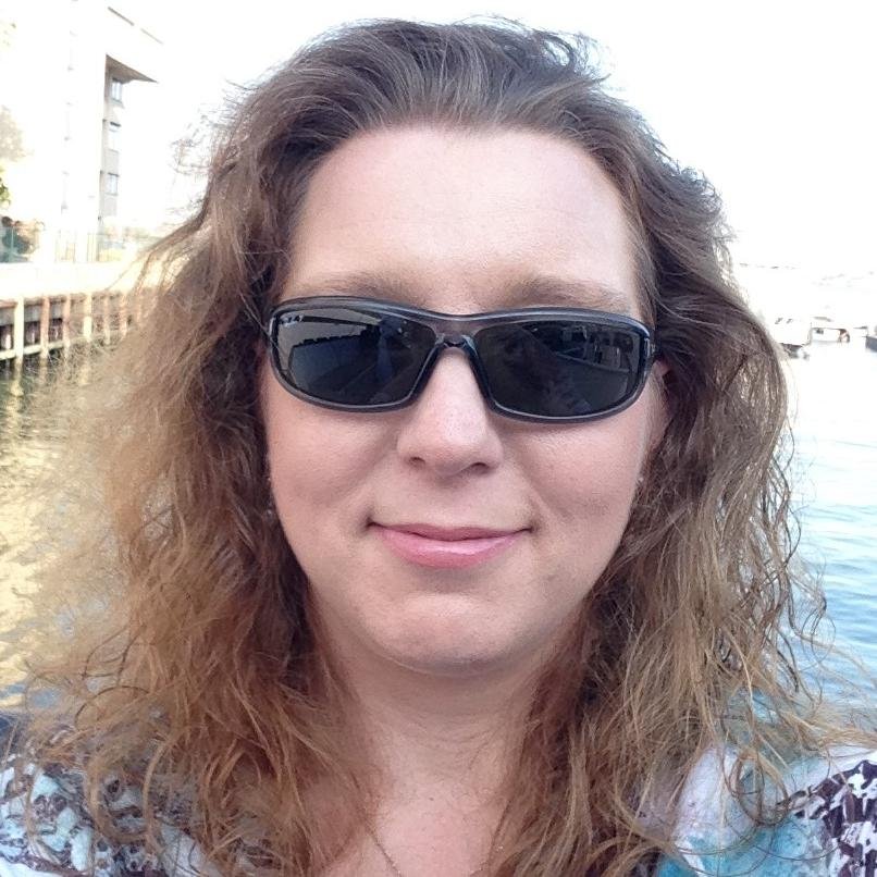 Full time student and mother starting a new life focused on education and technology