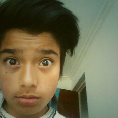 Besos en el cuello :F♥