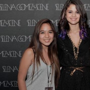 selena menstrua plata y vos -  la conocí 9/2/12❤