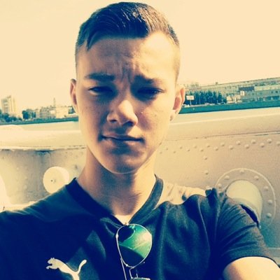 I want to be famous,I'm Happy.I love football and eat well.I love to sing!! http://t.co/Lfe6QfM9xj   -Adds))