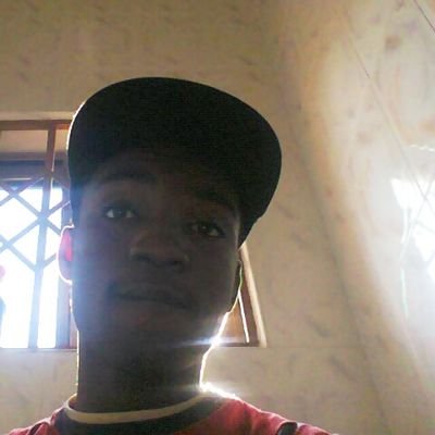 luv tuh dance coz am a  b-fab ..and luv Sark tho..wat else!!!the name is Derry and street dancing is ma thinqq!!