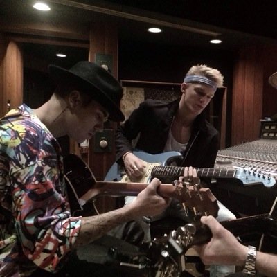 I'm Summer! I'm totally inspired by an Australian by the name of Cody Simpson. Cody Follows :) I followback everyone!
