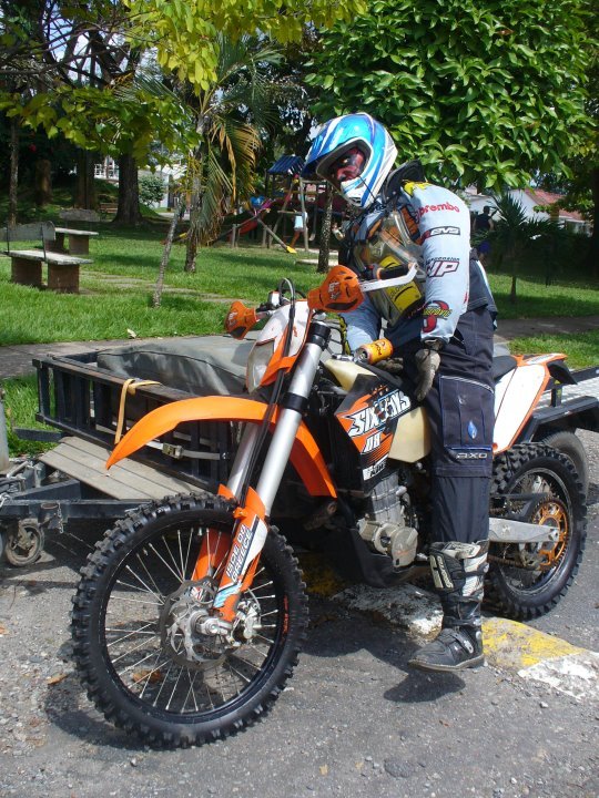 cuadrado64's profile picture. Ing. Constructor: La construcción es la lengua materna del arquitecto; un Arquitecto es un poeta que piensa y, habla en el idioma de la construcción