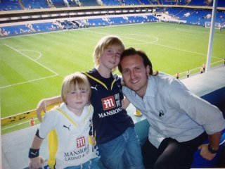 lewisth83156111's profile picture. Teacher, Football Coach & Enemy of the State-married-2 sons & 3 step daughters Eat, Drink, Sleep, Love and Live Football #COYS #Sociology Rules