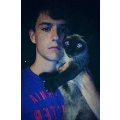 fuckdarrin's profile picture. ...