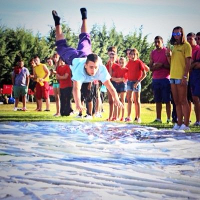 Me encanta estar con los colegas y jugar al rutbi