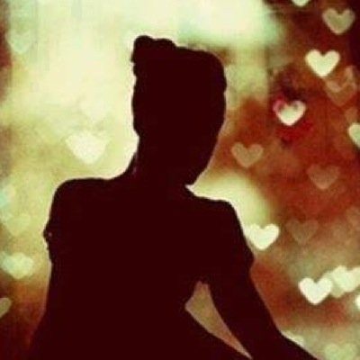 Me gusta la música, la lectura, amo los zapatos, el pastel de chocolate! Y corro... Por ti!