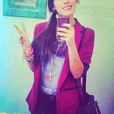 Xxdaniebaexx's profile picture. 20 años. Futura abogada. ''It's better to burn out than to fade away''. Nirvana/Birdy/LP/1975/Ed/Bruno  ♥