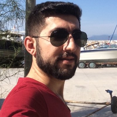 QwqxqwqxUmit's profile picture. 