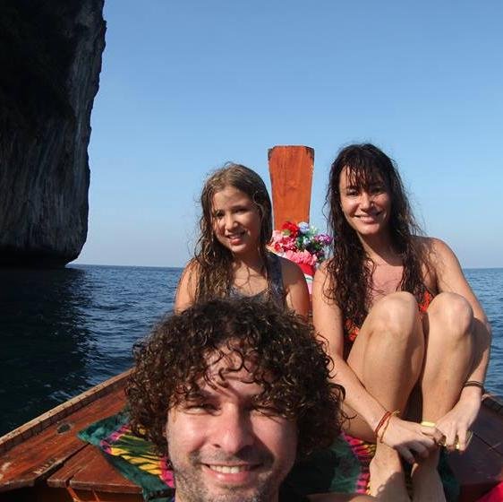 Uma família pelo mundo, vivendo altas aventuras. Acompanhe também pelo blog, instagram e no canal de TV Woohoo #travel  #travelblogger #traveltips