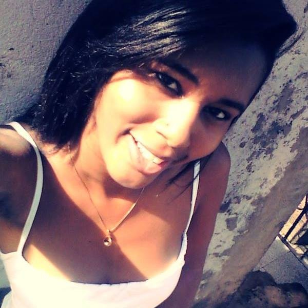 Agora eu tô em outro nivél , só quero viver sorrindo , se antes eu virava a pagina , agora eu queimei o livro ♫