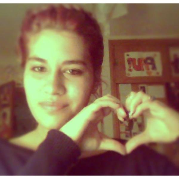 PauOrtmann's profile picture. just  close your eyes and enjoy  the roller coaster that is life...@zaynmalik