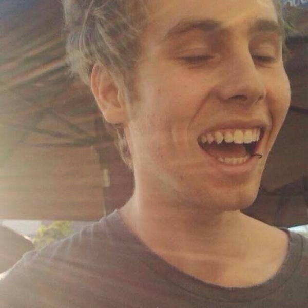 have a good day while i'm in tears because of band members