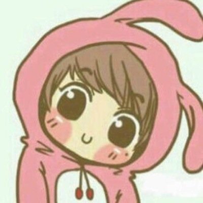 ‏انا فتاة عااشقه الزعييمم احب الضحك والاستهبال وعلي قولتهم مرجوجه ومجنونه بس جنوني من الهلال
