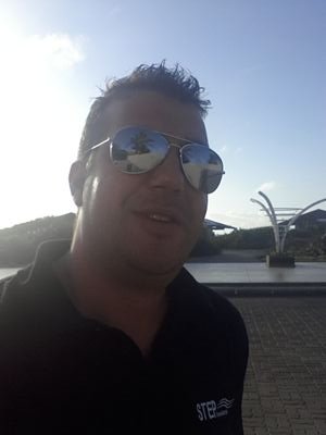 Portuguese Mechanical Engineer and Planning Manager, and Travel Agency owner... living in Portugal and Saudi Arabia.