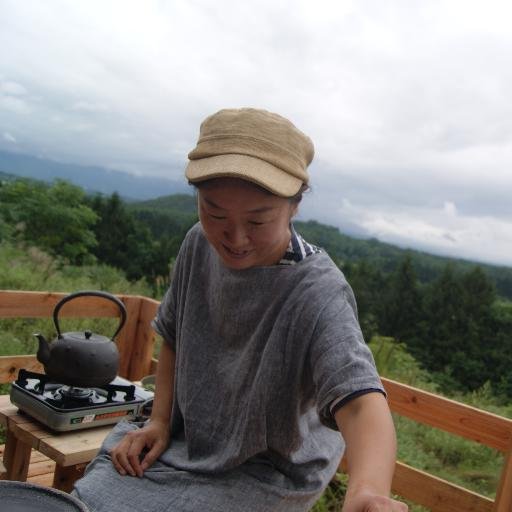 台湾で教わった焙煎法で、台湾の焙煎機を使って、日本の無肥料栽培茶を中心に自家焙煎で仕上げて販売しています。ここではお茶のことだけでなく、おいしいものや好きな事も書いています。お茶のことは、FacebookとInstagramの、お店や前田のページもご覧ください。xiaoxiangtea*https://t.co/wJO5XPOiHq(*→@）