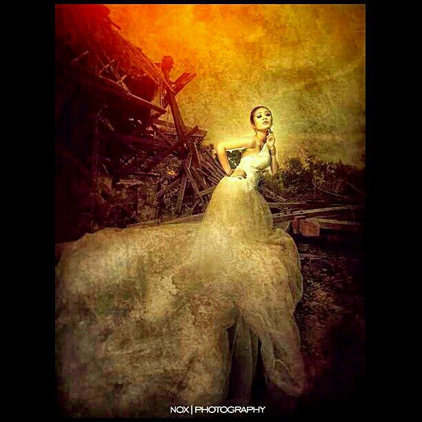 I'm shadytronic discjokey • Miss carclubbali 2014 • miss autorave 2014 • ig: dj_ayiku • L: ayiksentana