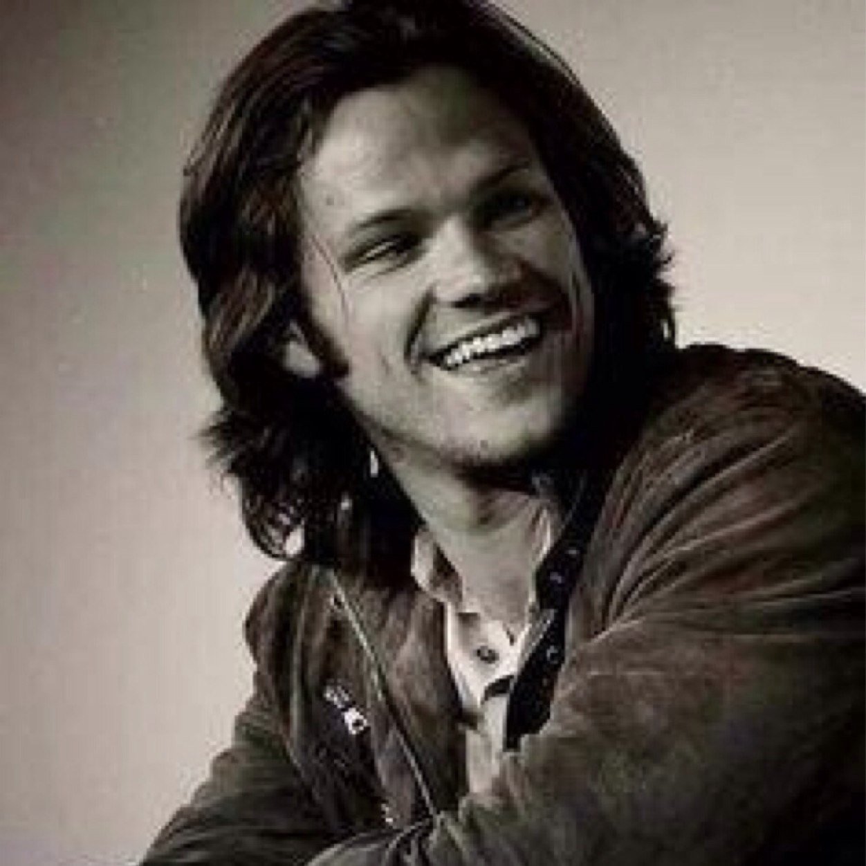 @HunterandBatman are finally gonna settle down and start a family. Dean has showed me that True Love is possible. Hes my entire world (# Taken AU MC RP)