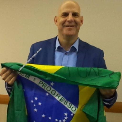 Sua fonte brasileira sobre o Harlan Coben, seus livros e adaptações. Além de resenhas literárias dos principais lançamentos. 
Bem-vindos #HarlanLovers