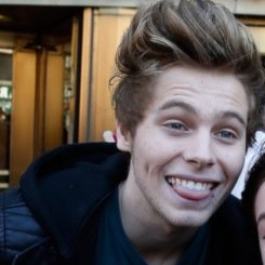 || Justin 5SOS and Anime nuff said ||