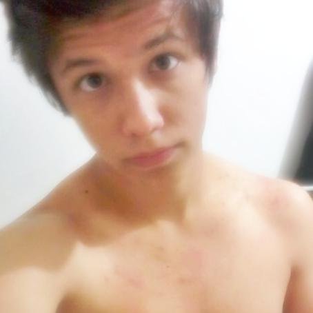 http://t.co/aw39O9BXxP
Sempre com Sono :s 
https://t.co/mkmYaL3wPC