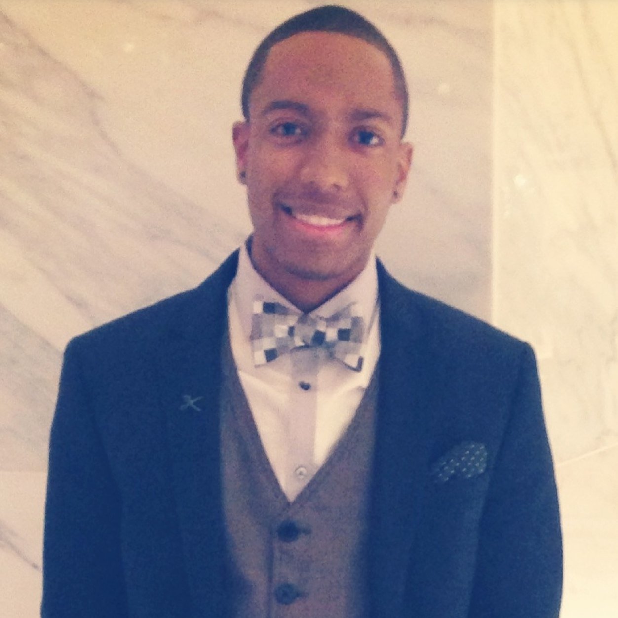 FiREatWiLLSz's profile picture. Deep sometimes. Funny on occasion. Let's tweet magic and pretend it's real. Hokie Alum