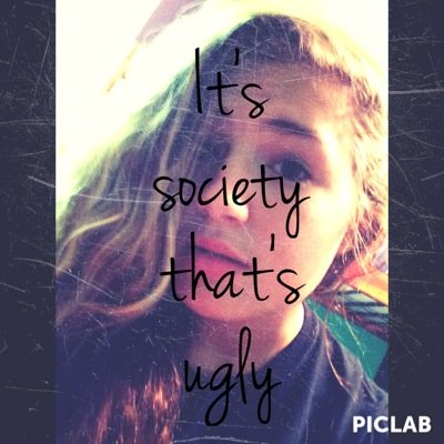 I love 1D & 5SOS