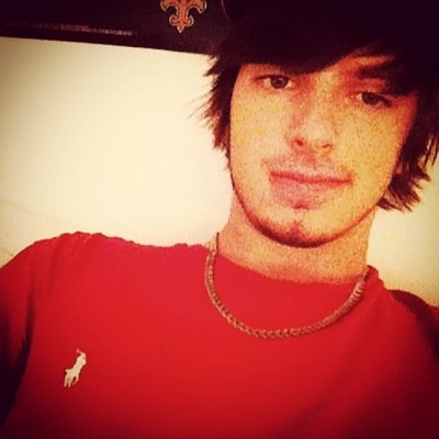 My name is Justin, im 18, I enjoy life on a day by day basis, I live to laugh and make people laugh, im goofy and fun to be aroud, thats all my buddies!