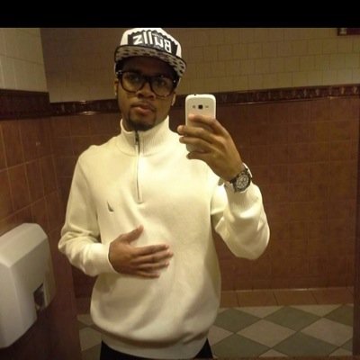Young rapper,Trynna make it in this cruel world.Day 1's go follow @babymari6 an @bug_rah they ma girls not like that love them like sisters Dont fuck with them.