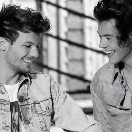 Info: @1LxrryStylinson / Follow me and Follow Back!3 LARRY SHIPPERS BIENVENIDAS, CALDERIC FUERA! ♥ Hazza & BooBear Always in my Heart ♥