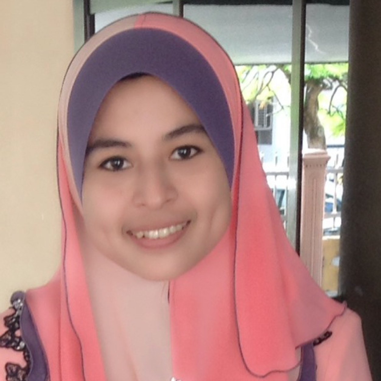 ♥saling bertemu dan menjadi kawan.adalah mudah.tetapi tetap bersatu dan hidup damai itulah yang sukar .. Follow me ☺BALING--KEDAH