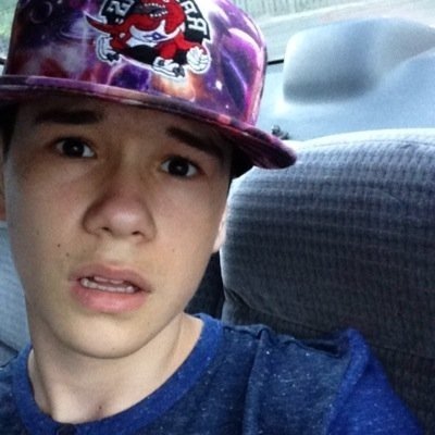 I wanted to know what it feels like making these fake accounts.                                        Follow me if you'd like at @Espinosa_1DR5