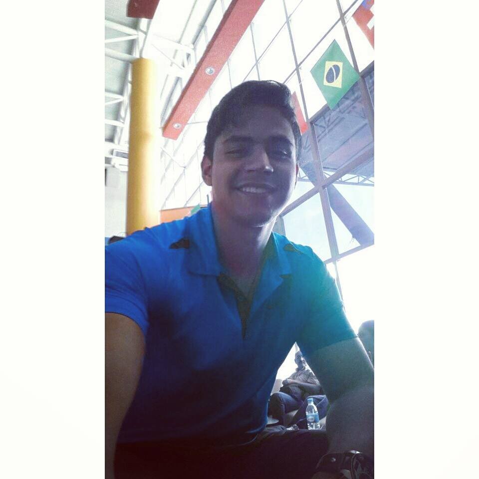 Instagram: Andrei_molina