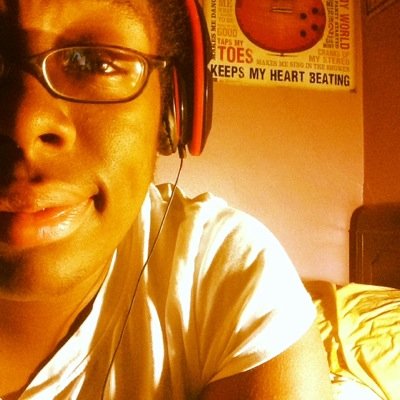 Livewire_queer's profile picture. Na you probably don't know me, I just have one of those faces.