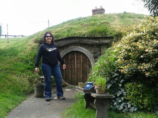 Stray_Keys's profile picture. Traveller, adventurer and driver-guide @StrayBus - taking you further off the beaten track in New Zealand.