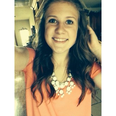 abby_grace16's profile picture. Proverbs 31:25✨ Junior✨ Dancer✨