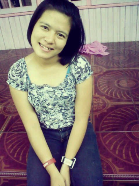 ErnaPutyAnusa's profile picture. 