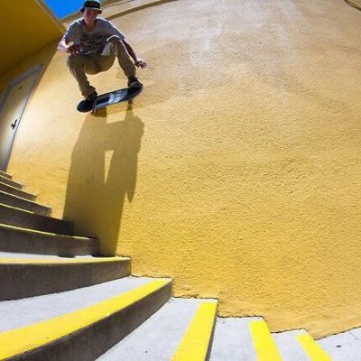 rvanvark's profile picture. Skateboarding mom