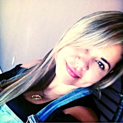 Quem se descreve se limita.