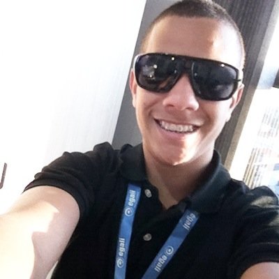 Eu to aqui pra dar risada e pra tirar  onda ‎♪