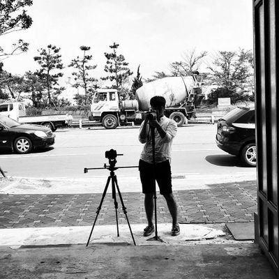 Agency A.LAB

Photographer Agency

Seoul, Korea

070 4348 1719