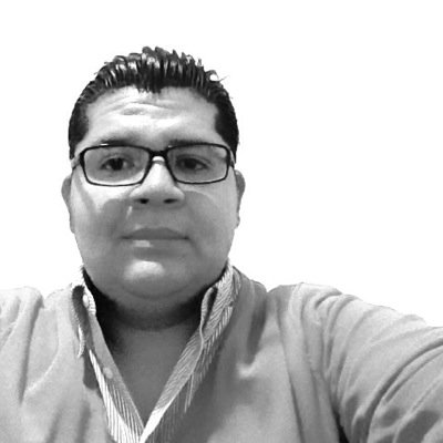Lic en Derecho por la UASLP | Posgrado en Derecho Privado | Sueña en grande, planea bien, trabaja duro, sonríe siempre; y los milagros empiezan a suceder.