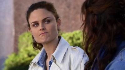 Emily Deschanel Reactions to everything